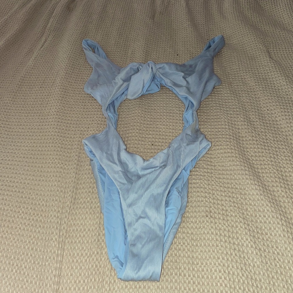One piece bathing suit